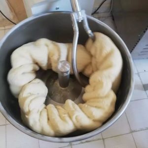 Yumurtalı Erişte (1 Kg)